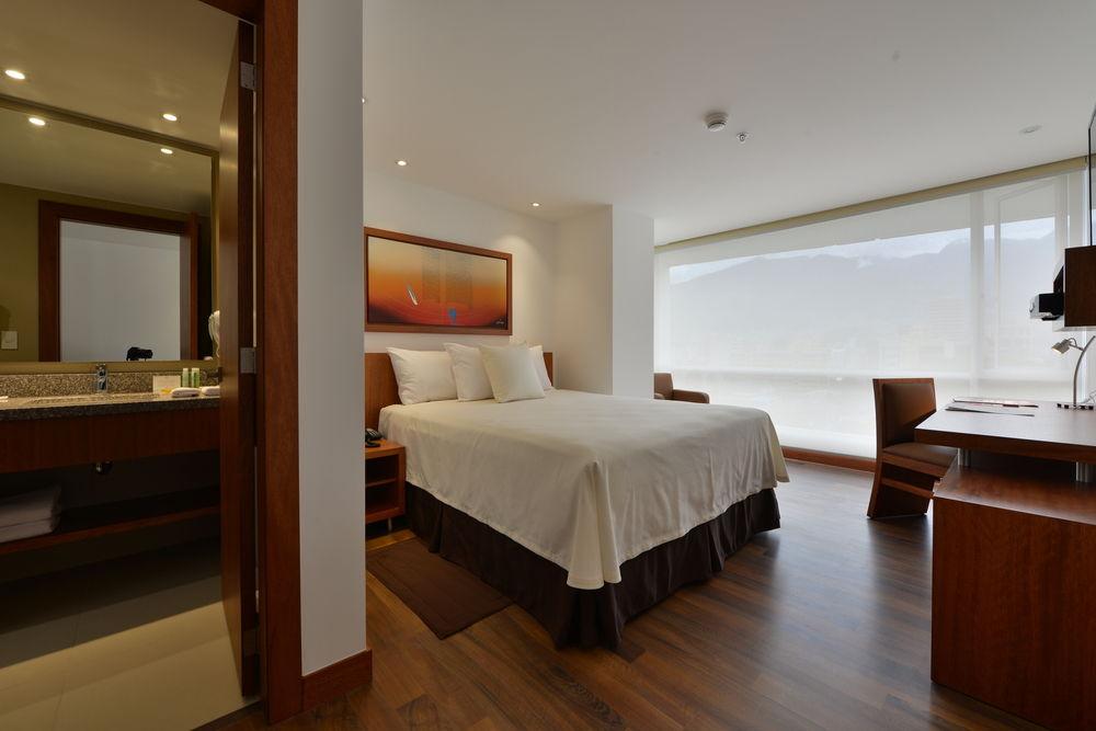 Best Western Hotel Zen Quito Extérieur photo
